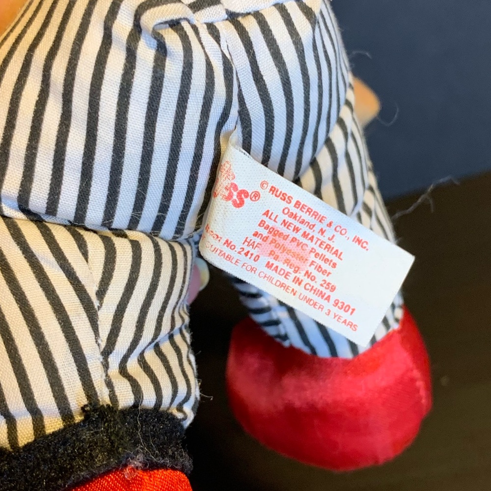 Prisoner of Love Russ Soft Troll Doll Valentines Day Red Hair #2410 6” No Heart - Picture 2 of 3